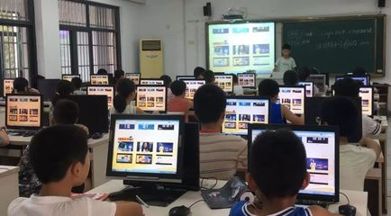 網(wǎng)絡宣傳周--加強小學生的網(wǎng)絡安全教育